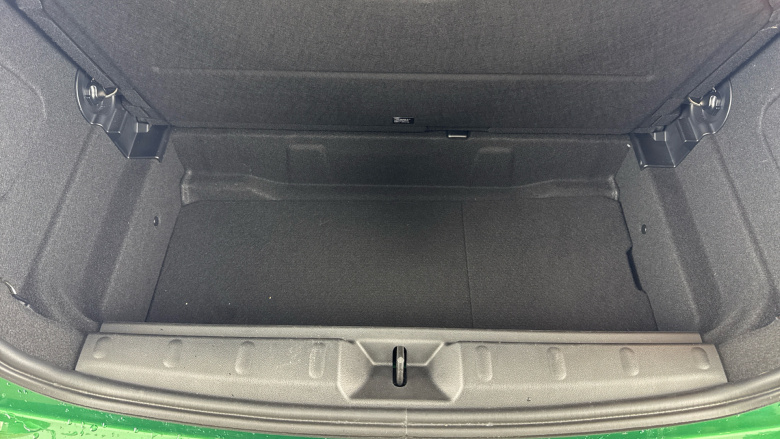 MINI Hatchback 1.5 Cooper Classic 3dr Auto [Comfort/Nav Pack] Petrol Hatchback